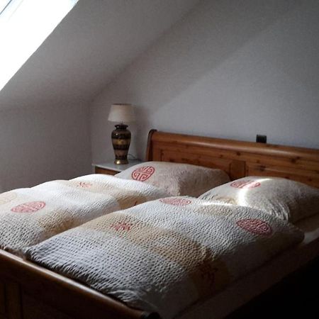 Hotel Altes Saengerheim Quierschied Esterno foto