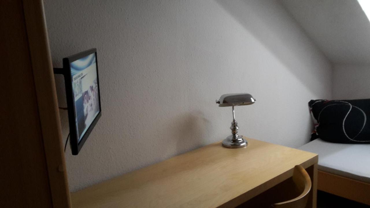 Hotel Altes Saengerheim Quierschied Esterno foto